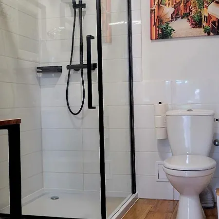 Diament, Comfortable Near The Sea & In Lägenhet Dziwnówek