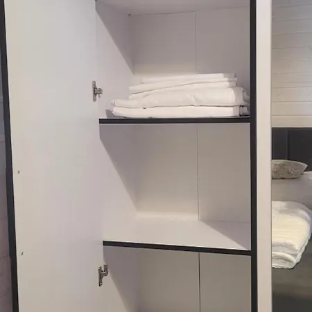 Diament, Comfortable Near The Sea & In Lägenhet