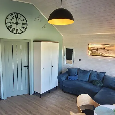 Diament, Comfortable Near The Sea & In Lägenhet Dziwnówek