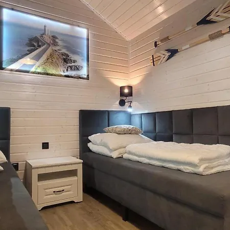 Lägenhet Diament, Comfortable Near The Sea & In Dziwnówek