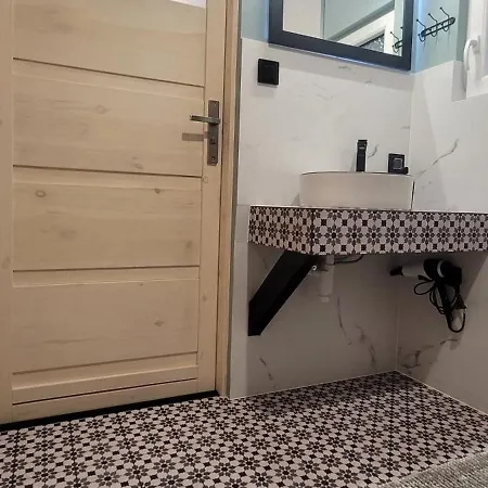 Diament, Comfortable Near The Sea & In Lägenhet Dziwnówek